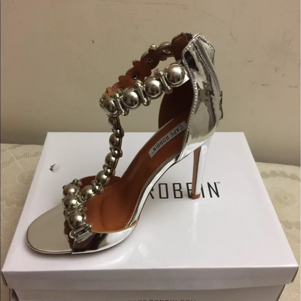 New Cape Robbin Alza-40 Metallic  Silver Stiletto